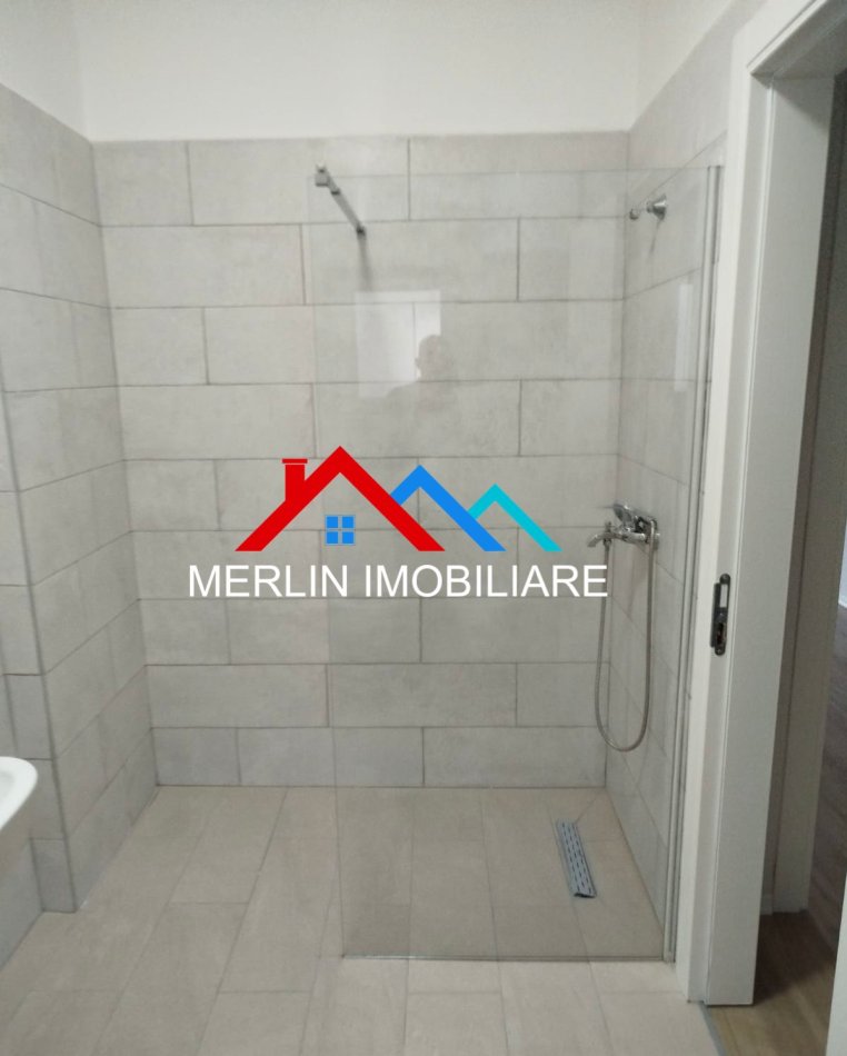 Tirane, jepet me qera apartament 2+1+Ballkon Kati 6, 120 m² 500 € (RRUGA DINE HOXHA)