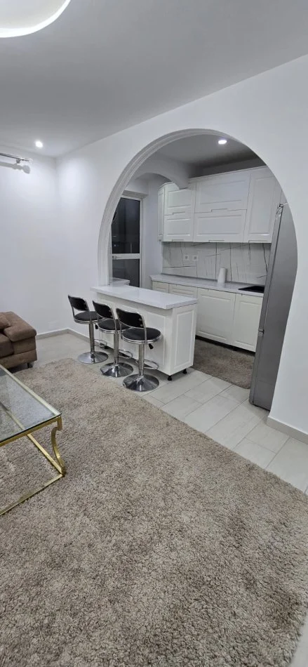 Tirane, shitet apartament 2+1 Kati 3, 85 m² 158.000 € (Rruga Kavajes)