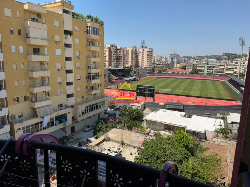 Vlore, shitet apartament 1+1+Ballkon Kati 6, 60 m² 115.000 € (Rruga Pelivan Leskaj)