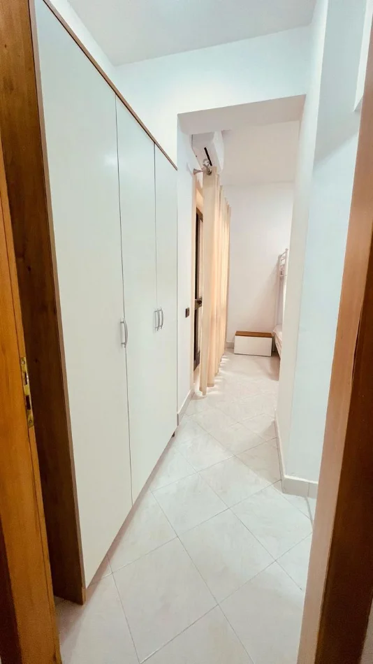 Tirane, jepet me qera nga Pronari, pa-komision Kati 2, 32.000 € 