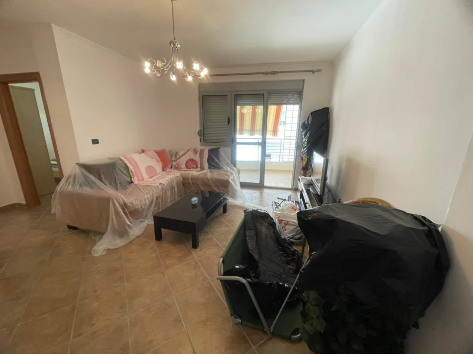 Durres, shitet apartament 2+1+Ballkon Kati 3, 86 m² 100.000 € (Golem)