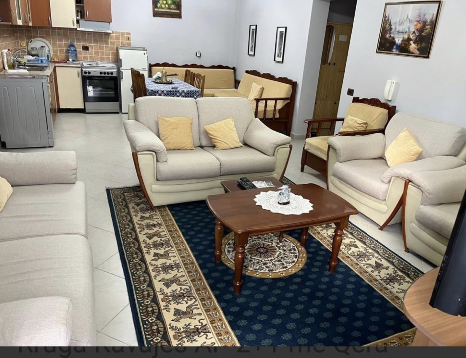 Tirane, jepet me qera apartament 2+1+Ballkon Kati 2, 100 m² (Rruga Kavajes)