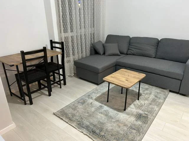 Tirane, jepet me qera apartament 1+1+A+BLK Kati 5, 78 m² 450 Euro (rruga dafinave)