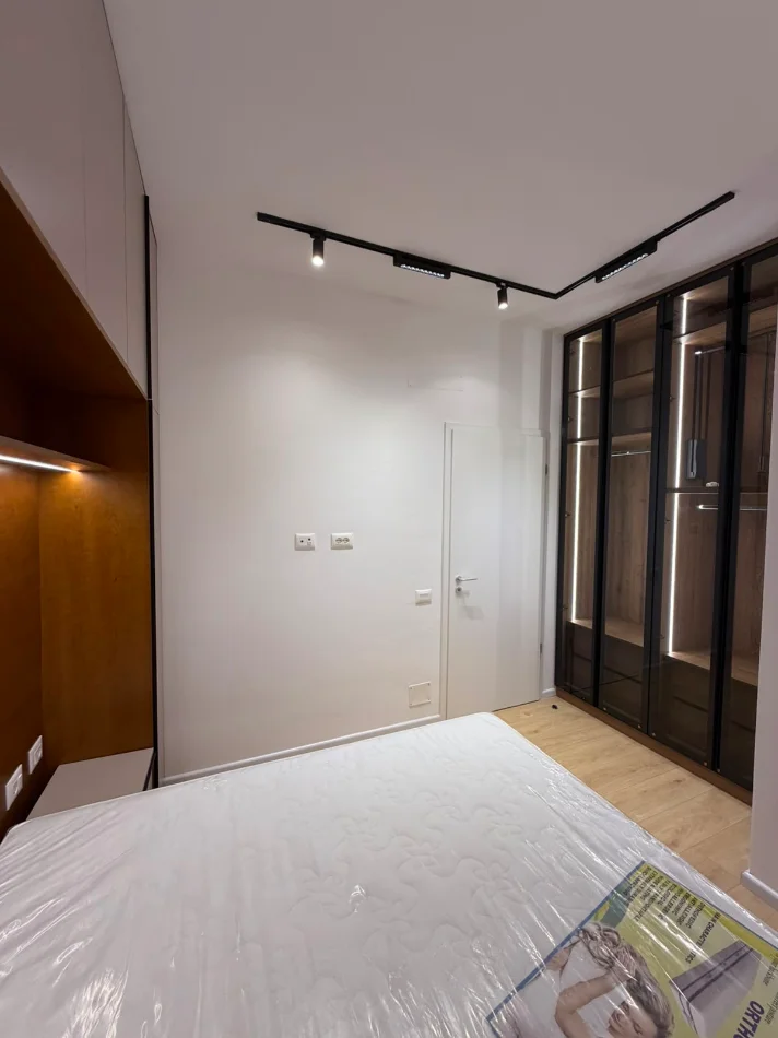 Tirane, jepet me qera apartament 1+1 Kati 6, 64 m² 550 € (Kompleksi Kadiu)