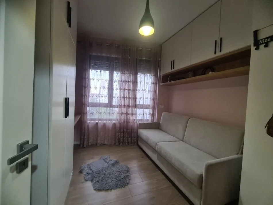 Tirane, shitet 2+1 Kati 4, 79 m² 220.000 € (Ish Parku i Autobuzave)