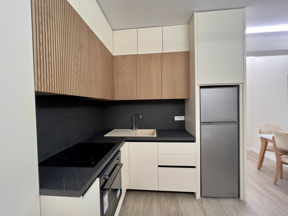 Tirane, jepet me qera apartament 1+1+Ballkon , 72 m² 500 € (ulvi vehbiu)
