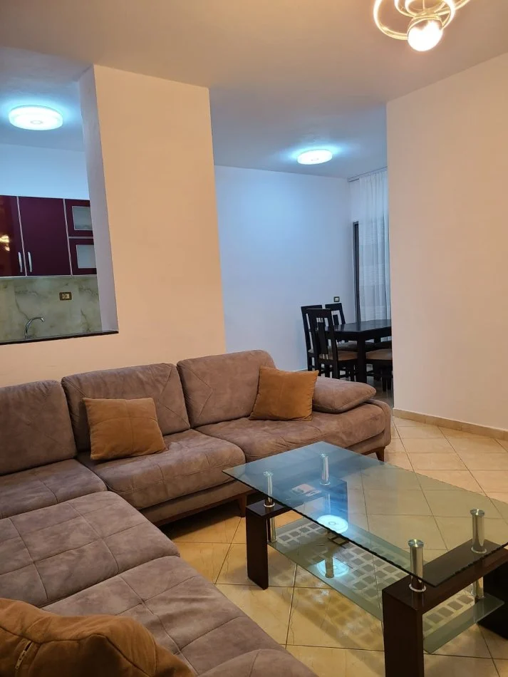 Tirane, shitet apartament 2+1 Kati 3, 105 m² 131.250 € (SHITET APARTAMENT 2+1+2 NE ASTIR!)