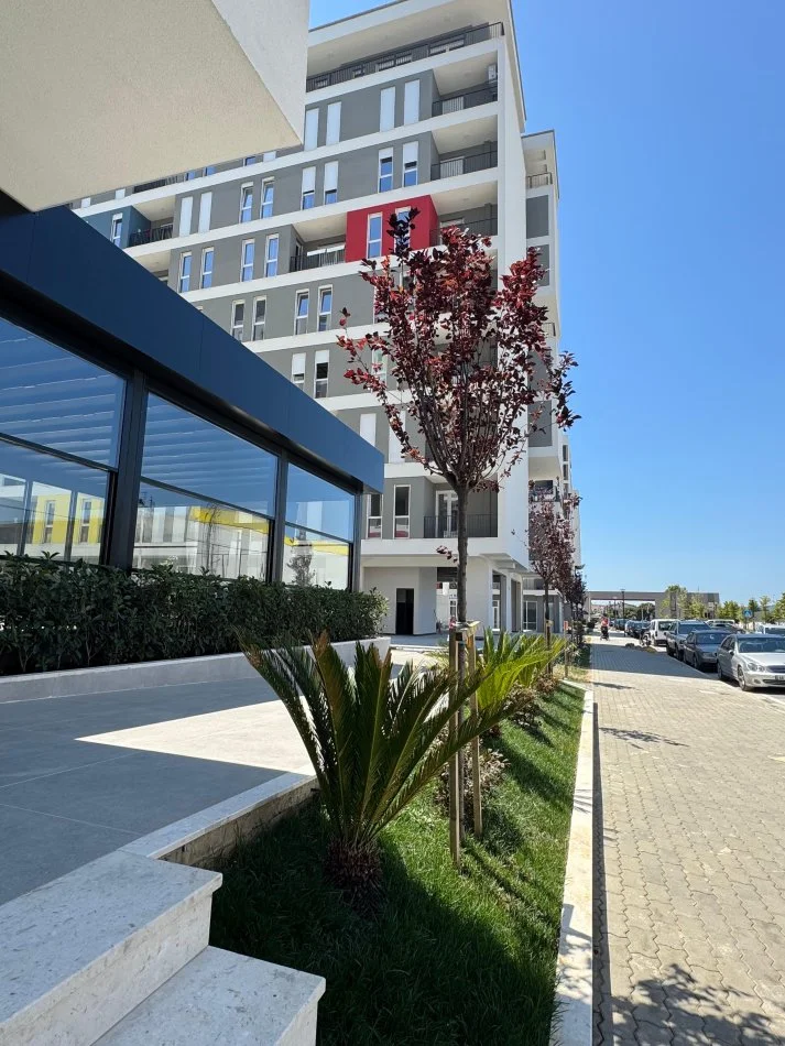 Tirane, shes apartament 2+1+Ballkon Kati 2, 84 m² 90.000 € (Gryka Kacanikut)