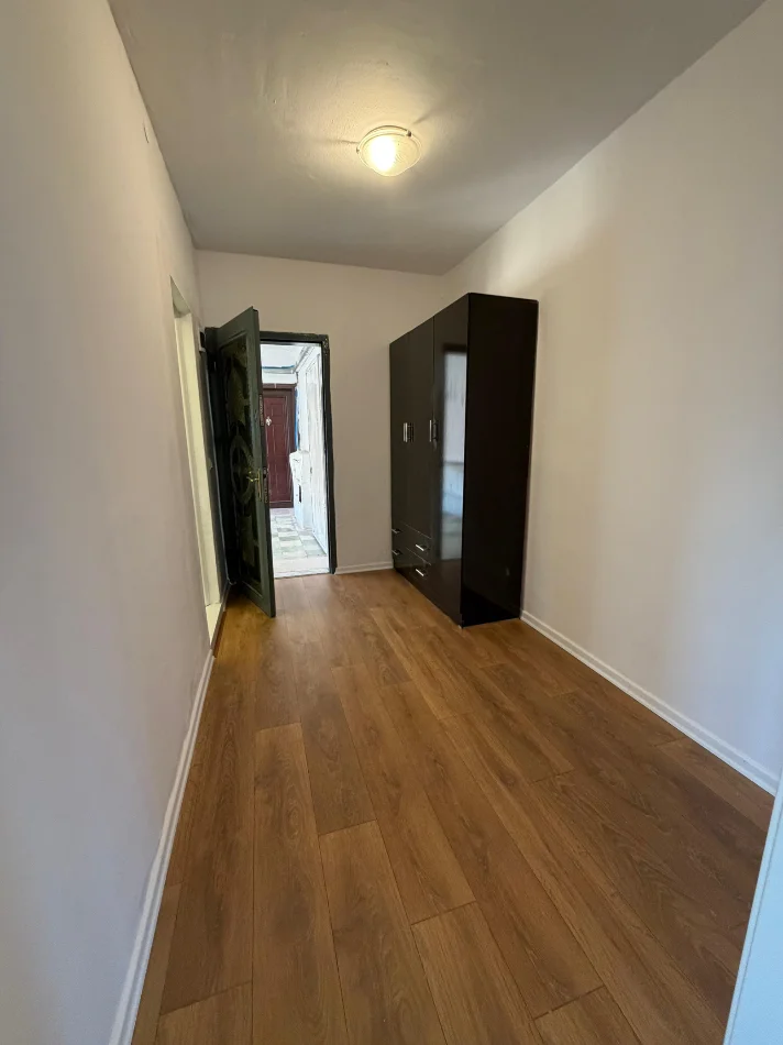 Tirane, shitet apartament 1+1 , 58 m² 95.000 € 