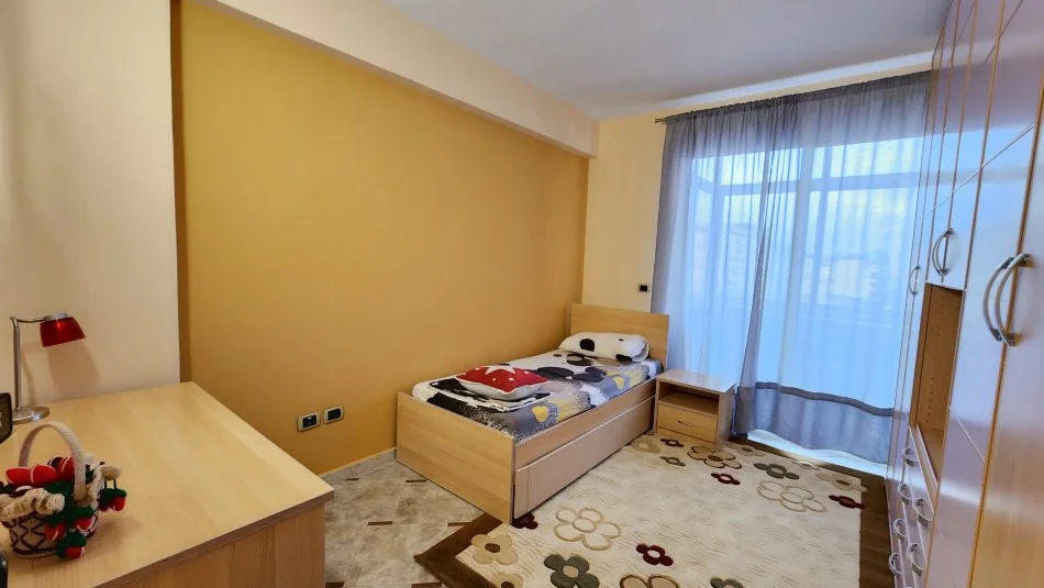 Tirane, jepet me qera apartament 2+1 Kati 7, 108 m² 739 € (JEPET APARAMENT 2+1 TEK ART TURBINA)