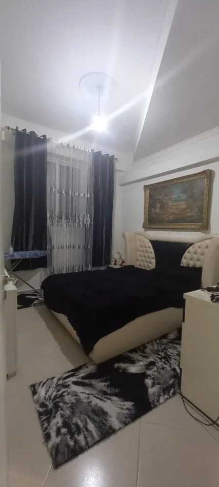 Tirane, shitet apartament 1+1 Kati 0, 90 m² 100.000 € (Te Market Aron)