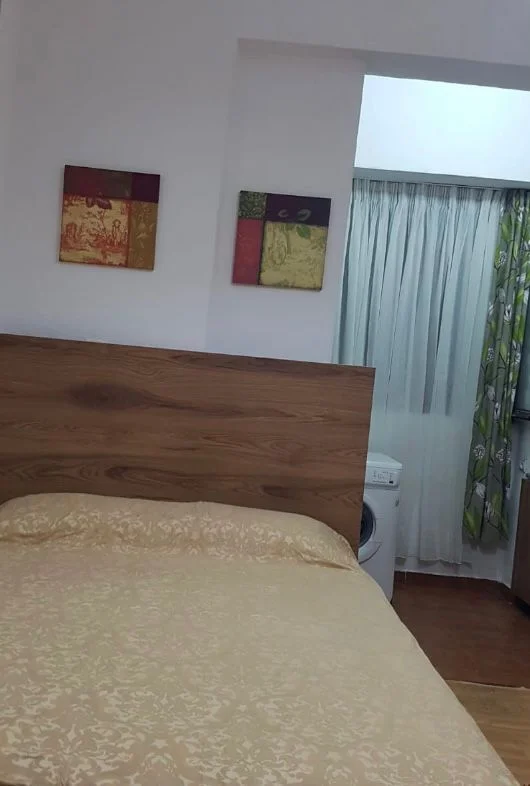 Tirane, jepet me qera garsonier Kati 2 ,320 € (Prane Klinikes Ortodokse)