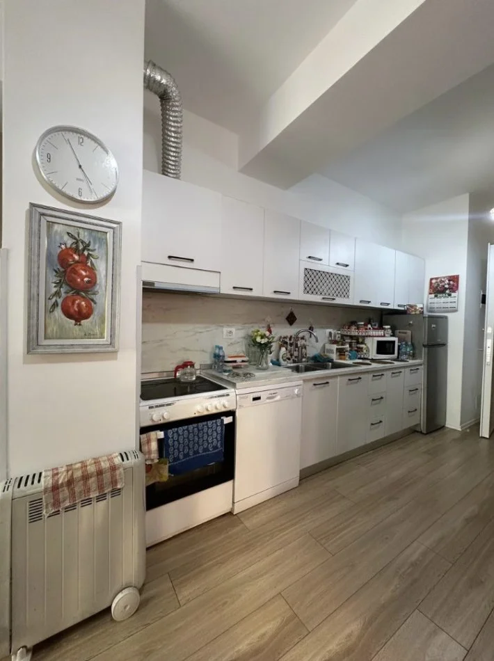 Tirane, shitet apartament 2+1 Kati 2, 83 m² 112.000 € (Ali Dem)