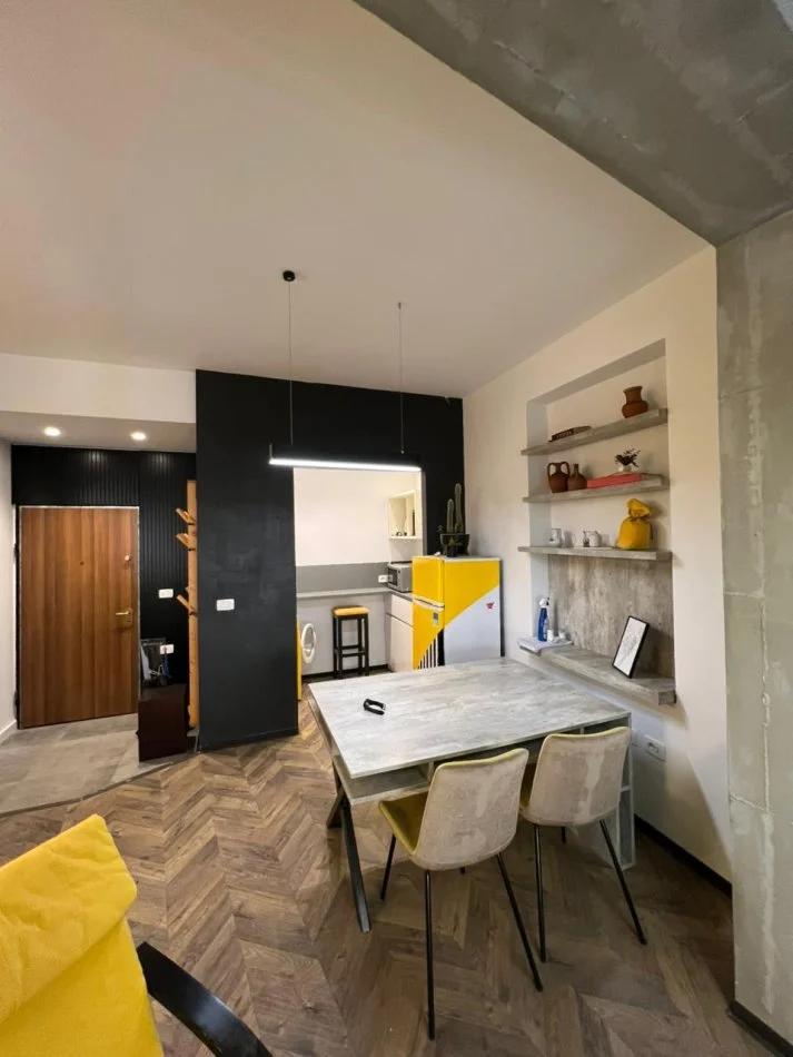 Tirane, jepet me qera apartament 1+1 Kati 2, 1 m² 550 € 