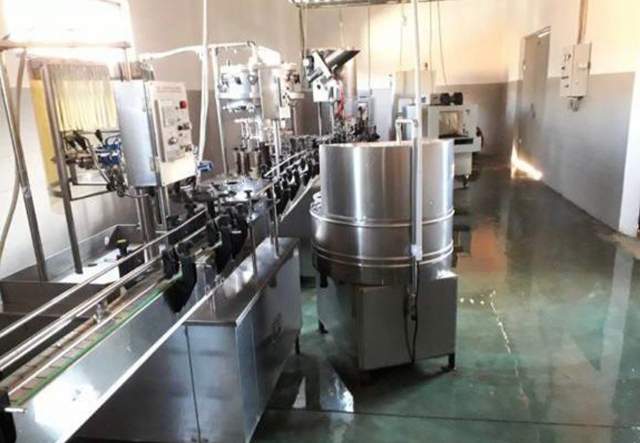 Elbasan, shitet ambjent biznesi 1.050 m² 400.000 Euro