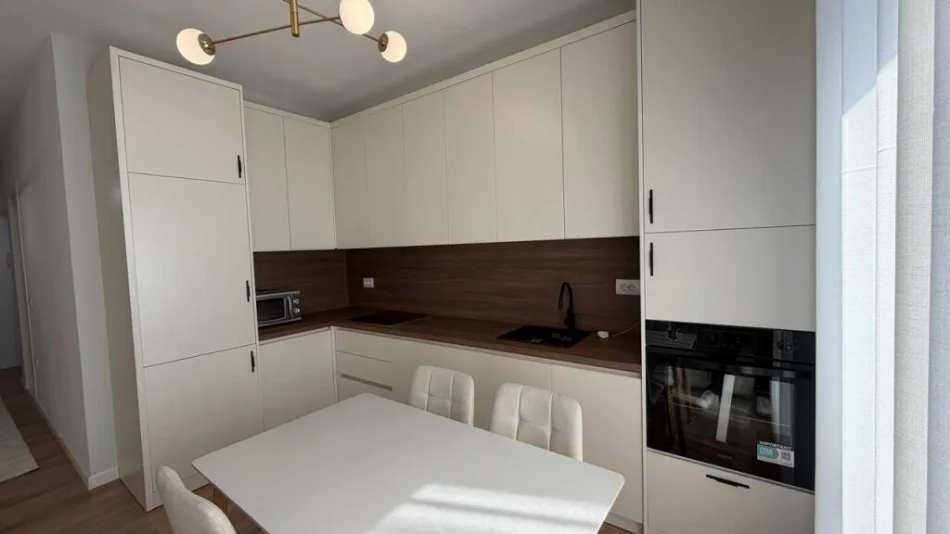 Tirane, jepet me qera apartament 2+1 Kati 2, 104 m² 700 € (Rruga Xhanfize Keko, Tirane(530581012-16))