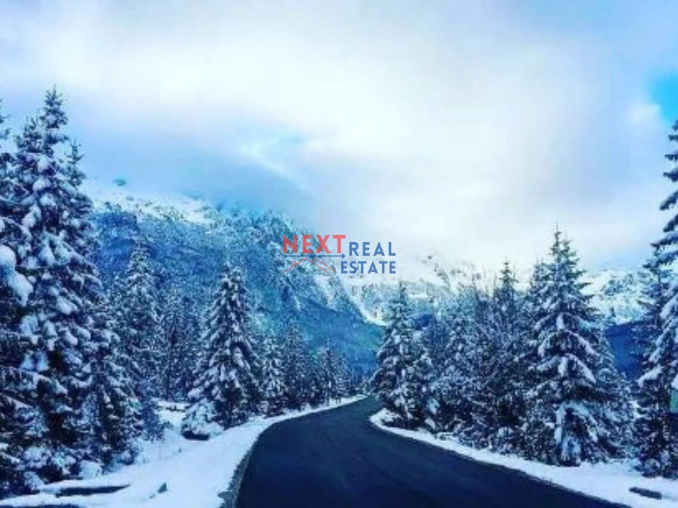 REZERVO PRONEN VETEM ME 500€! Vlore, shitet shtepi 2+1+Ballkon Kati 1, 405 m² 263.000 € (LLOGARA)