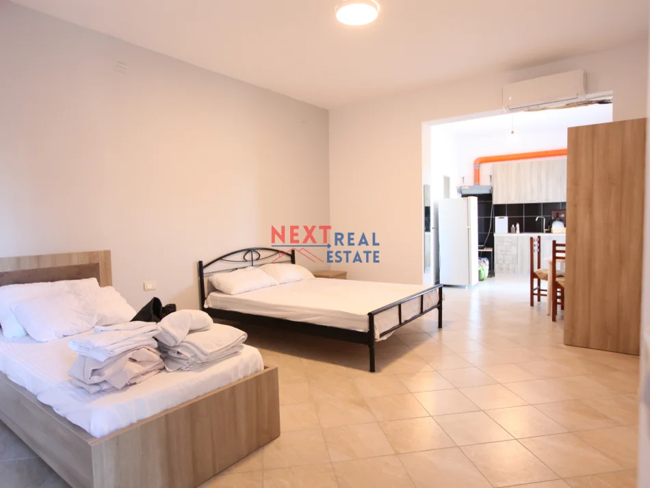 JEPEN ME QERA AFATGJATE 6 STUDIO NE UJE TE FTOHTE, VLORE 10.000 € (UJE I FTOHTE)