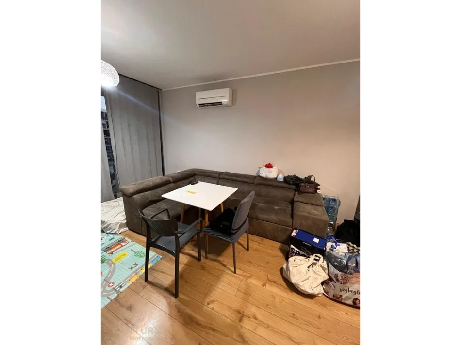 Tirane, jepet me qera apartament 2+1 Kati 4, 750 € 