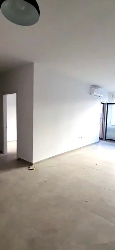 Tirane, shes apartament 2+1+Aneks+Ballkon Kati 1, 115 m² 160.000 € (Rr. Ali Shefqeti)