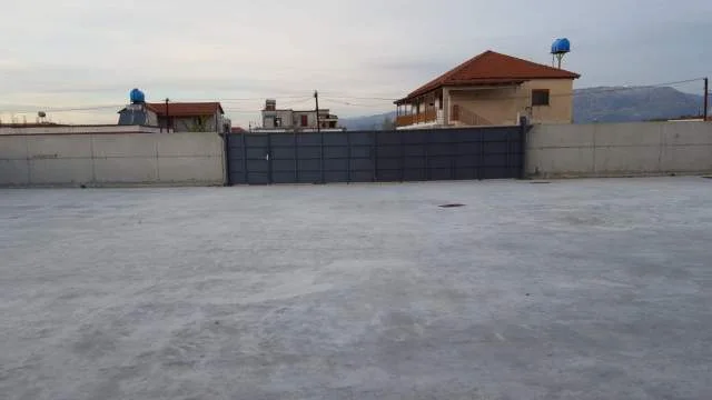 Tirane, jepet me qera magazine sip 1.010 m² 2.500 Euro, Fushe-Preze afer doganes se Tiranes