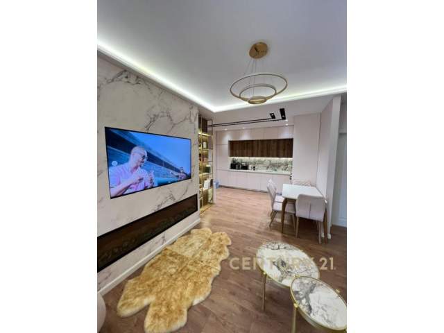 Tirane, jepet me qera apartament 1+1 Kati 3, 74 m² 600 Euro (Kopshti Botanik Zoologjik)
