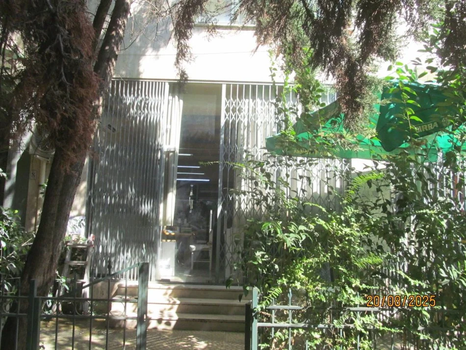 Tirane, Shitet Njesi, 42 m², Cmimi Fillestar 10,500,000 Leke (Rruga "Saraceve")