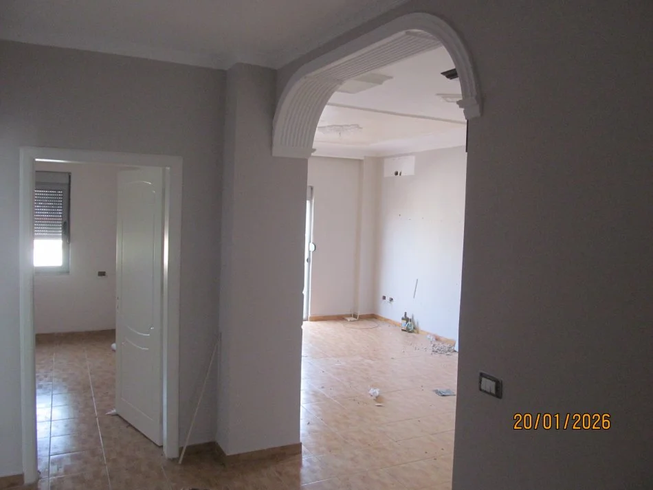 Fier, Shitet Apartament 2+1+Aneks+Ballkon Kati 8, 76 m², Cmimi Fillestar 4,390,400 Leke