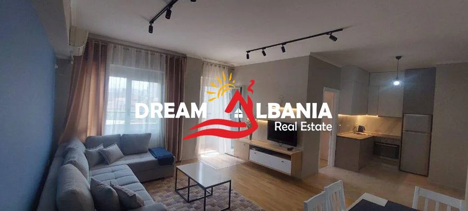 Tirane, jepet me qera 1+1 , 65 m² 600 € (Selvia)