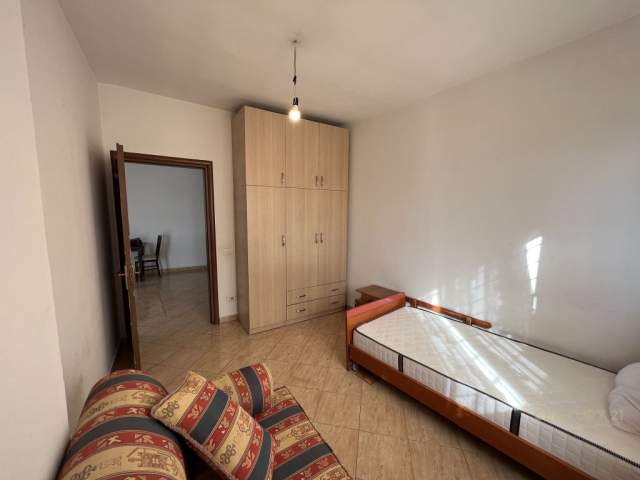 Tirane, jepet me qera apartament 2+1+BLK Kati 9, 100 m² 370 Euro (Astiri)