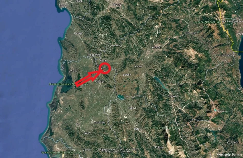 Peqin, Shitet Toke Are, siperfaqe 7,700 m², Cmimi fillestar 1,411,200 Lekë