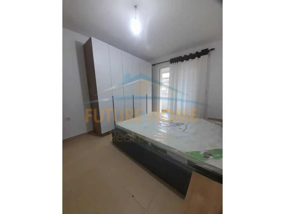 Korce, shitet apartament 1+1 , 54 m² 48.000 € (Lagjia 9, Korçë)