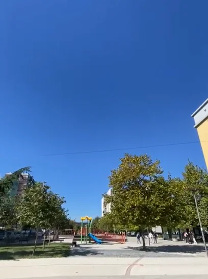 Tirane, shitet apartament 1+1+Ballkon Kati 9, 48 m² 84.000 € (Ish-Fusha e Aviacionit, pranë shkollës Dhora Leka)