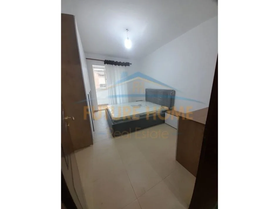 Korce, shitet apartament 1+1 , 54 m² 48.000 € (Lagjia 9, Korçë)