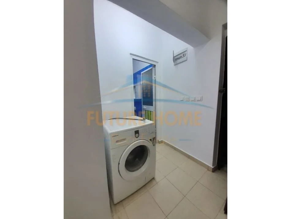 Korce, shitet apartament 1+1 , 54 m² 48.000 € (Lagjia 9, Korçë)