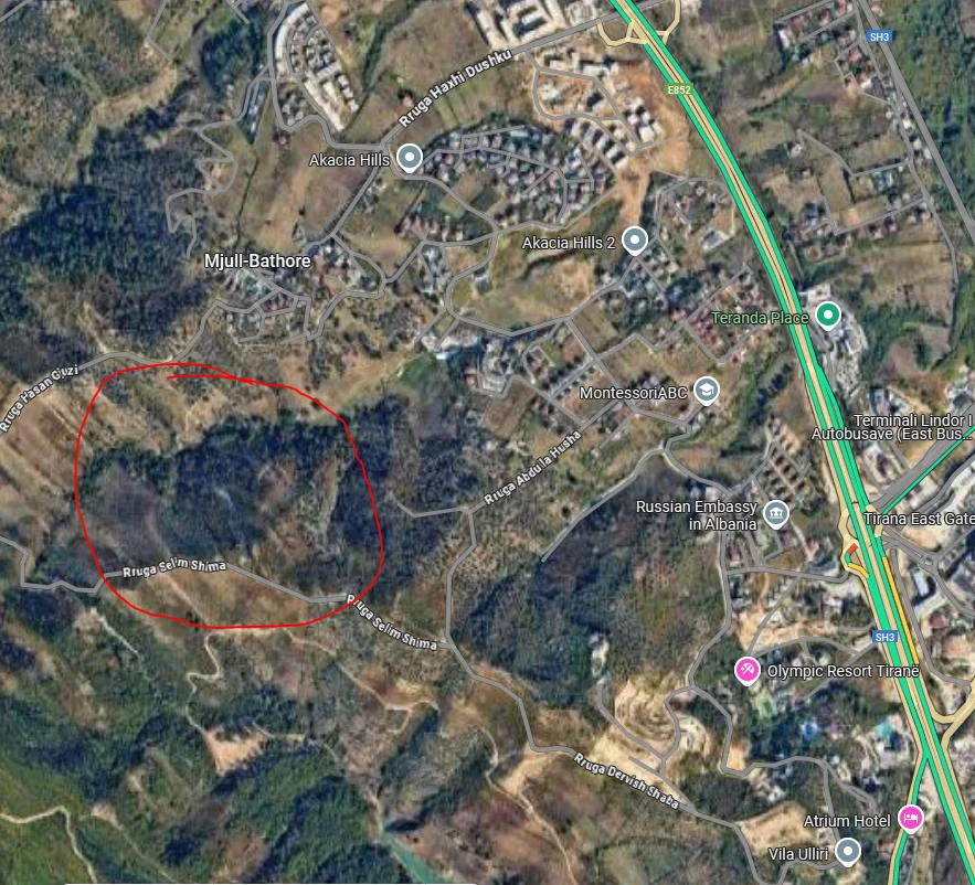 Tirane, shitet toke , 11.700 m² (Mjull Bathore)
