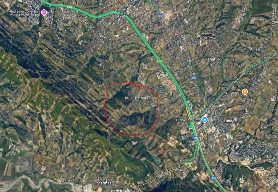 Tirane, toke , 18.500 m² (Mjull Bathore)