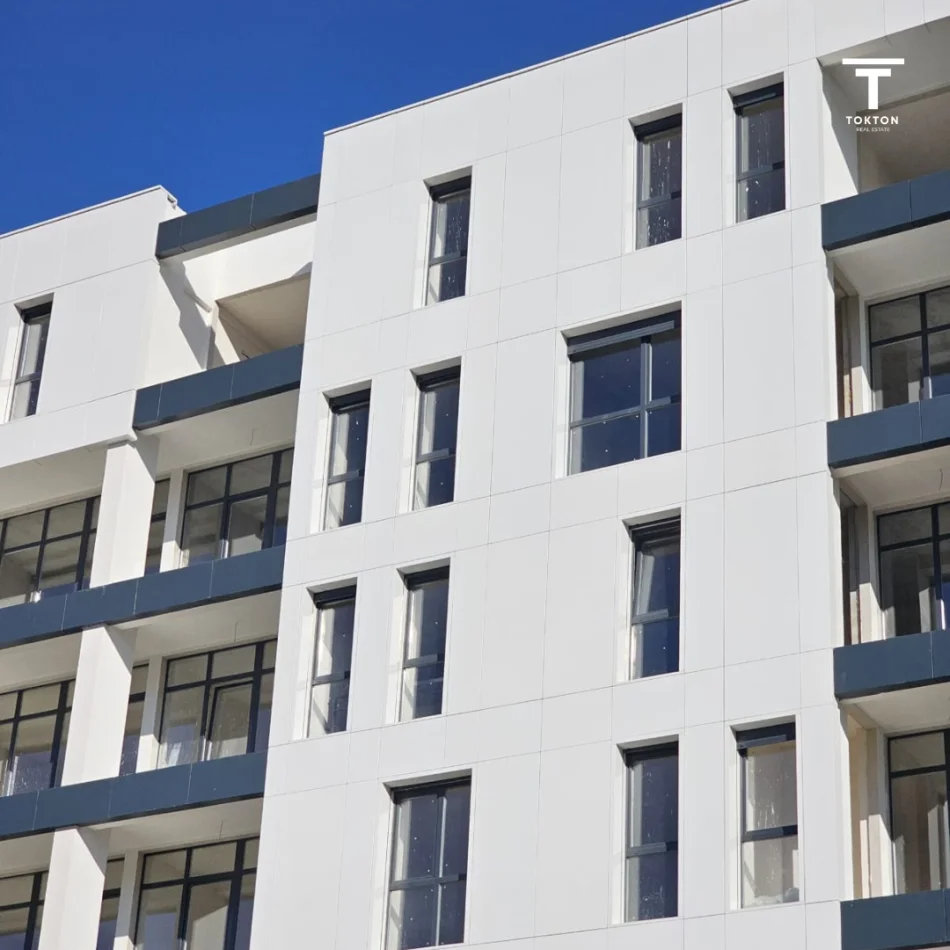 SHITET, APARTAMENT 2+1, KOMPLEKSI "BERMON", FUNDI I BULEVARDIT TË RI, TIRANË, 161,475 EUR