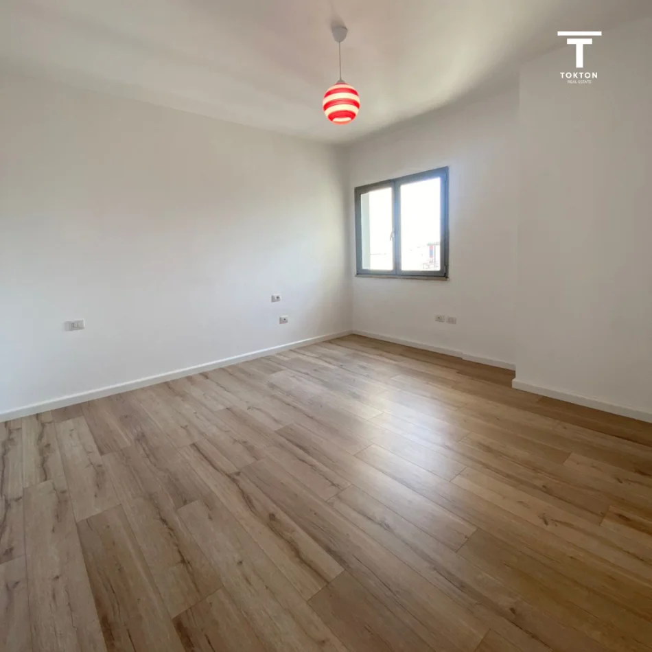 SHITET, APARTAMENT 1+1, ZOGU I ZI, RRUGA E DURRËSIT, TIRANË, 155,000 EURO