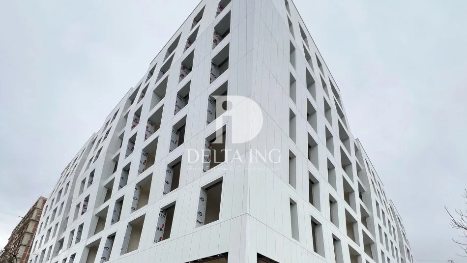 Tirane, shitet apartament 3+1+Ballkon Kati 2, 114 m² 169.500 € (Rruga Xhanfize Keko)