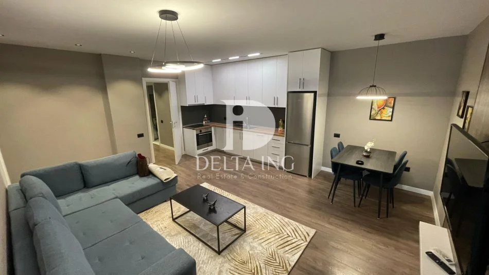 Tirane, jepet me qera apartament 1+1 Kati 8, 61 m² 600 € (Rruga Kavajës)