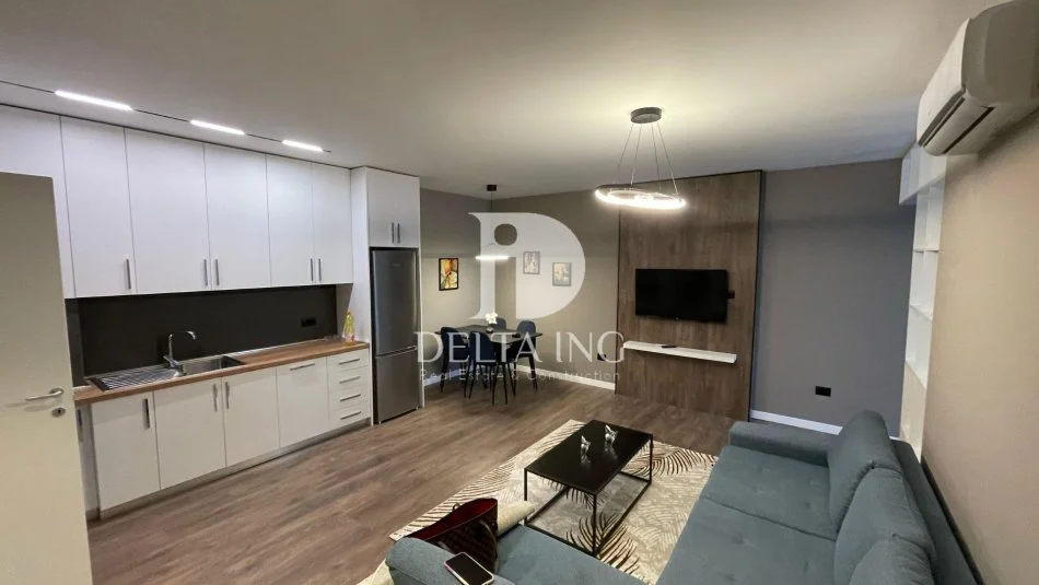 Tirane, jepet me qera apartament 1+1 Kati 8, 61 m² 600 € (Rruga Kavajës)