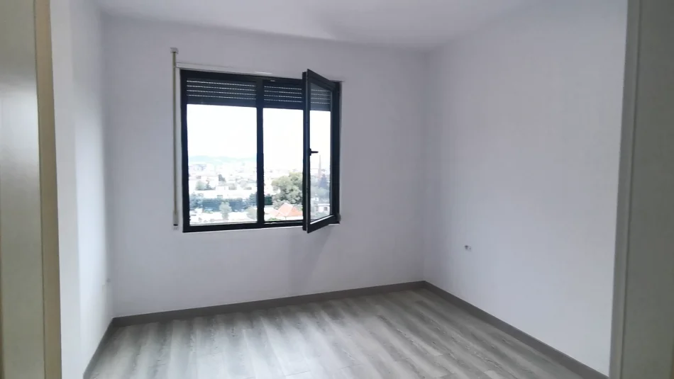 Tirane, jepet me qera apartament 2+1 Kati 7, 90 m² 600 € (Don Bosko, Tirane)