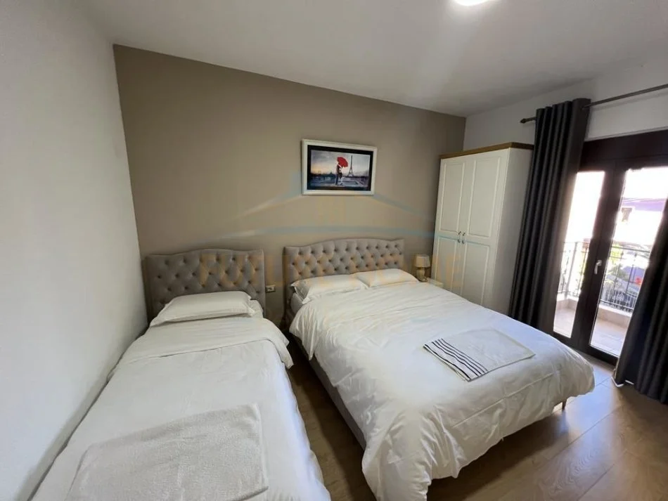 Korce, shitet hotel Kati 0, 125 m² 180.000 € (Pranë Pazarit, Korçë.)