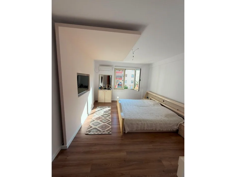 Tirane, shitet apartament 3+1 Kati 2, 145 m² 185.000 € (fadil deliu)