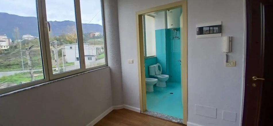 Tirane, shitet apartament 1+1 Kati 3, 84.000 € (rr. Dalip Topi)