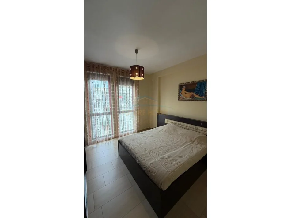 Tirane, jepet me qera apartament 1+1 Kati 7, 61 m² 350 € (FRESK , Rruga Teleferikut)