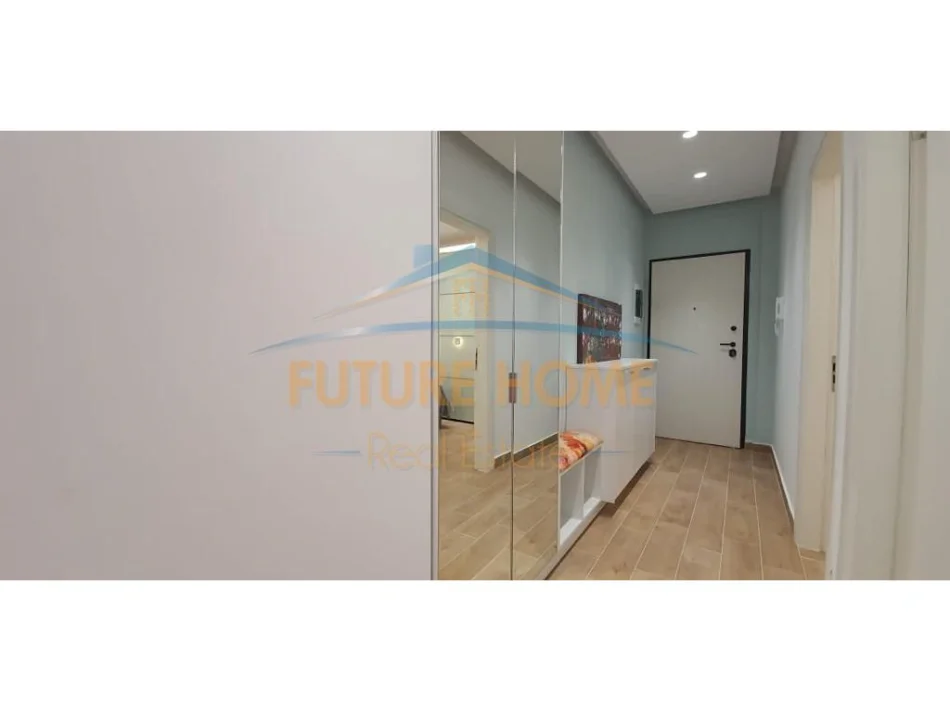 Tirane, jap me qera apartament 1+1 Kati 1, 600 € 