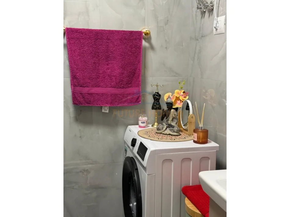 Tirane, jepet me qera garsoniere Kati 8, 42 m² 350 € (RRUGA FROSINE PLAKU)