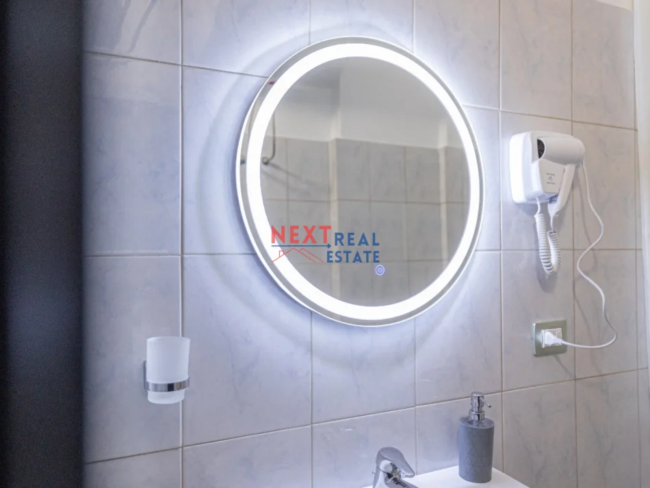 Vlore, jepet me qera garsonier 1+1+Ballkon , 250 € (LUNGOMARE)